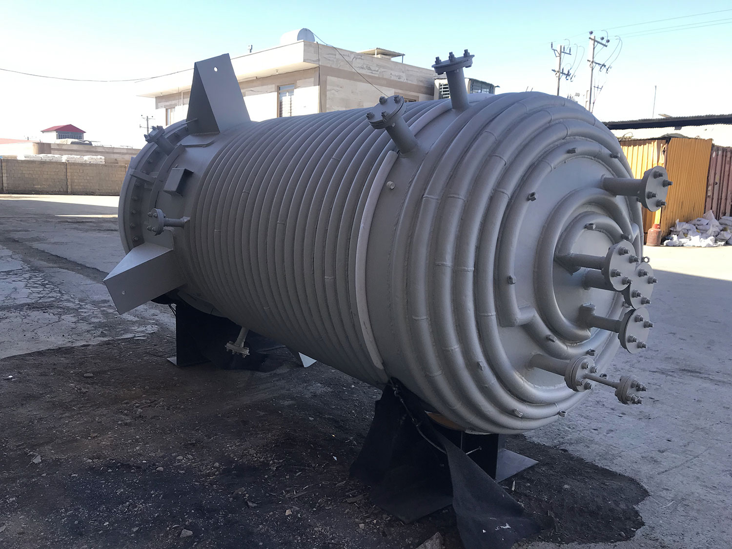 Read more about the article Design and Manufacturing of Kangan’s Pressure Vessels
